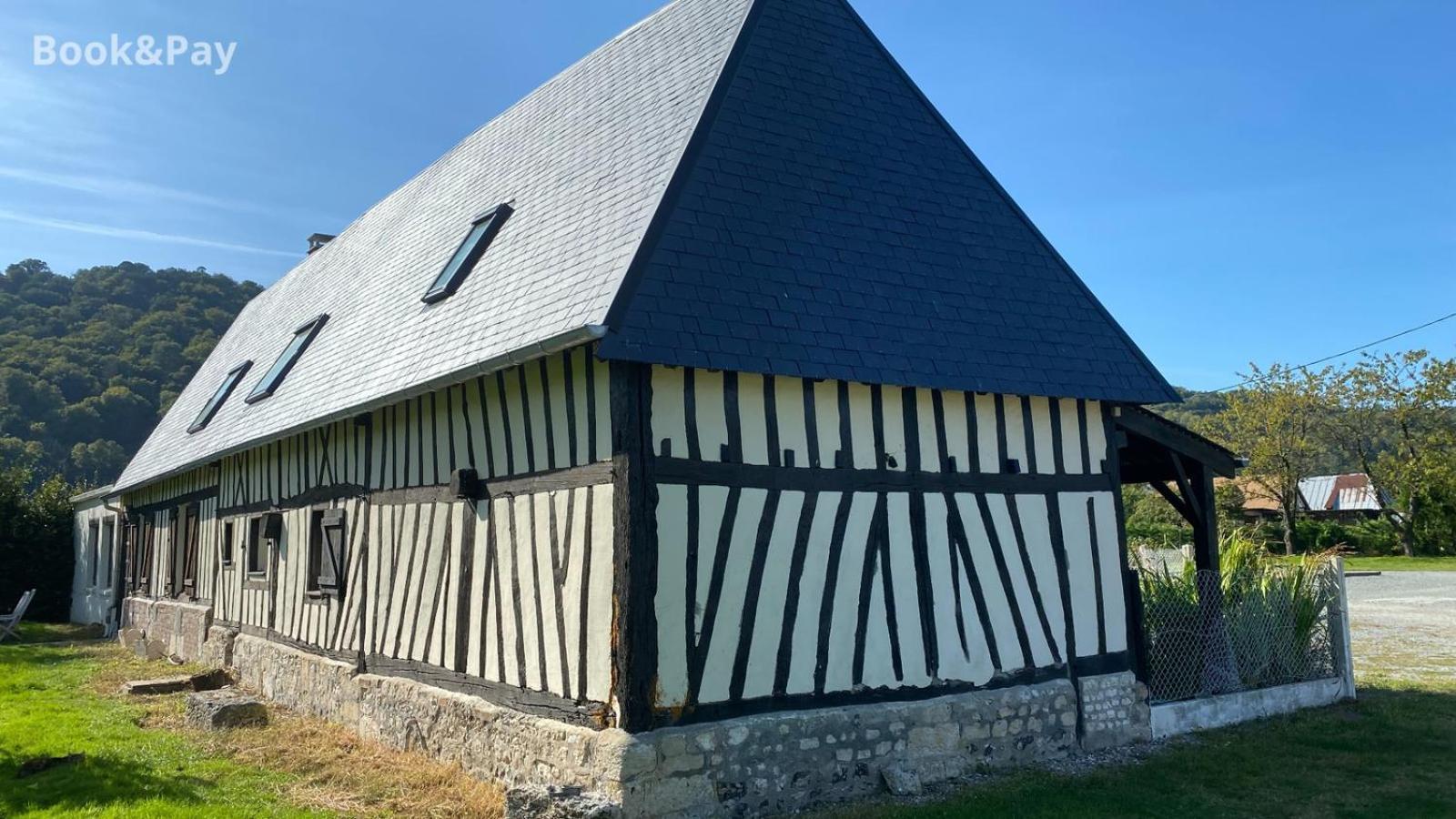 Camping De La Seine Jumieges Exterior photo